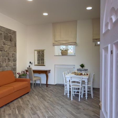 Emma Dimore Apartment กาสเตลลัมมาเร ดิ สตาเบีย ภายนอก รูปภาพ