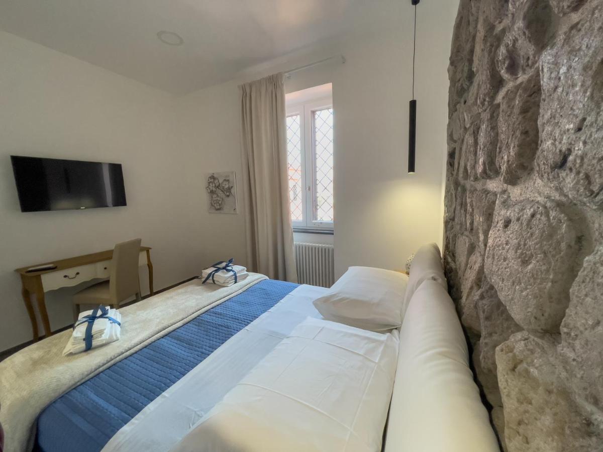 Emma Dimore Apartment กาสเตลลัมมาเร ดิ สตาเบีย ภายนอก รูปภาพ